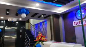 Hotel Grand Suites - Image 4