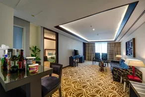 Raintree Hotel Rolla - Image 4