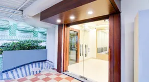 Super Townhouse Kaikhali Near Airport - Image 4