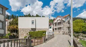 StoneBridge Riverside Mountain Apartments - Image 5