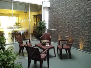 Tropic Inn - Mount Lavinia - Image 4