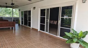 4 Palms Resort - Image 4