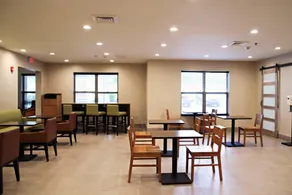 Country Inn & Suites by Radisson, Frackville (Pottsville), PA - Image 5