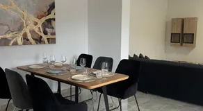 Modern Home Ula - Image 4