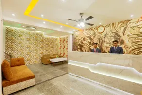 Hotel Pupular Suites - Image 4