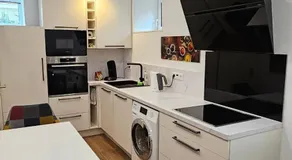 The Modern Cave Lodge - ComfyHome Apartments Stuttgart - Image 3