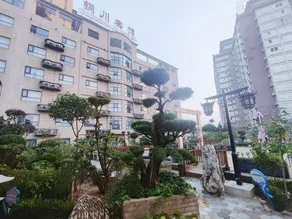 Tongchuan Hotel - Image 5