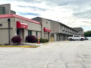 Highlander Inn Cleveland Beachwood Near I-480 - Image 1