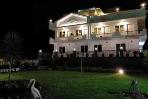 Drizzle Drop Inn - Image 3