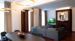Botanique Suites AirBnB, Antwerp - Image 2