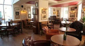 The Erskine Arms - Image 4