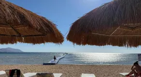 Sunny Beach Luxury Apartment - Free Beach & Pools - Image 5