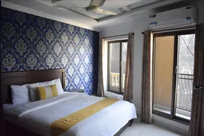 Anarkali Hotel - Image 2