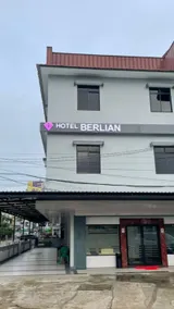 Hotel Berlian - Image 1