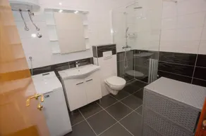 Apartamento con barbacoa y terraza | Vistas al jardín | Admite perro - Image 2
