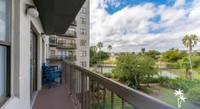 Tranquil Garden View 2 Bed 2 Bath Balcony Condo 7 Min to Universal - Image 5