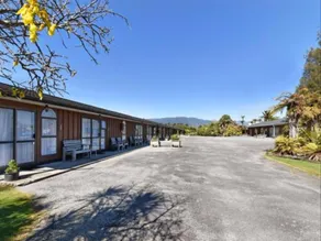 Buller Bridge Motel - Image 4