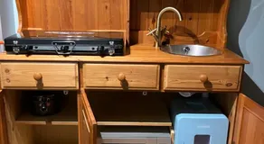 The Rheidol Shepherds Hut - Image 3