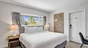 Ocean Blvd 2 King Suite at The Botanica - Image 2