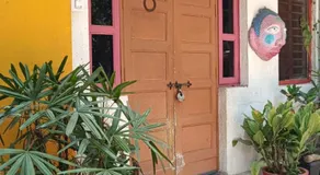 Artistic Abode - Image 4
