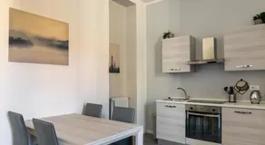 Newly Renovated Loft near Centrale - Image 4
