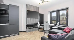 1 Bedroom Gorgie Sleeps 4 Easy City Access - Image 2