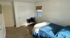 Cozy Home Near Downtown Rahway - Image 5