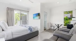 Milli Beach House - Image 2