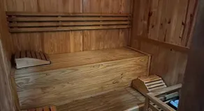 Departamento en Eje corporativo - Sauna y Jacuzzi - Minutos de shopping y zonas importantes - Image 3