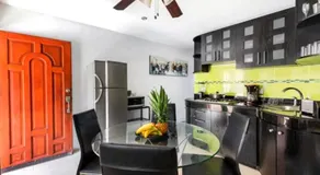 Apartamento Vacacional Frente al Mar con Piscina en Cancún - Image 2