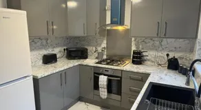 Three bed house in Wolverhampton - Image 2