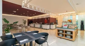 Hotel Puerta Santander - Image 3