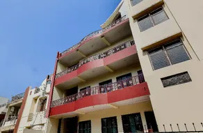 OYO Vijay Palace - Image 4