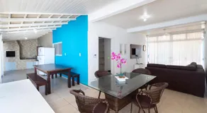 CASA COM PISCINA EM MORRINHOS - RUA HORTÊNCIA - Image 3