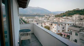 Center Hotel - Image 4