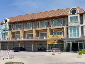 Crystal Place Buayai - Image 3