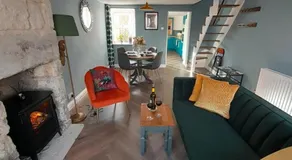 Sea View Cottage in Dorset, Portland - Image 2