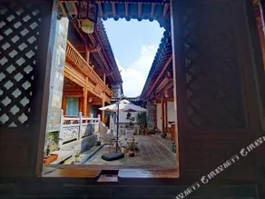 Jianshui Yanqitang Private Courtyard Inn (Jianshui Ancient City Small Train Store) - Image 1