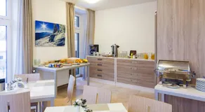 Hotel Valdes - Image 4