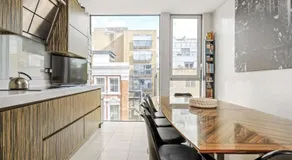 4-Bedroom House-Sleeps 15-Central London-Lift and Roof Terrace - Image 4