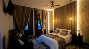Luxury Rosetti 24 - Image 2