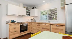 Peaceful and Renovated Original Beach House with Sweeping Views of Gracetown - Image 4