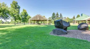 2 Mi to Autzen Stadium, Room for Your RV - Image 5