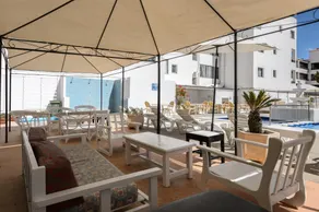 Apartamentos San Antonio Beach - Image 3