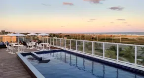 Simas Praia Hotel - Image 2