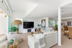 Beachside Family Home, Sunrise Beach - Image 4