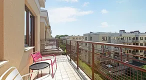 Aqua by Grand Apartments - Image 4