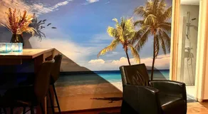 Beach House met badkamer, boxspring, airco & wellness - Image 3