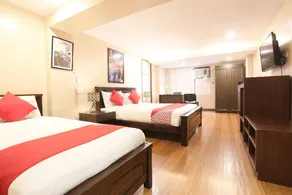 OYO 419 La Scala Residences - Image 2