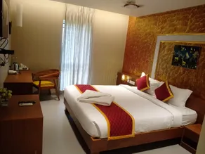 Yash Grand - Manis Grand - Image 2